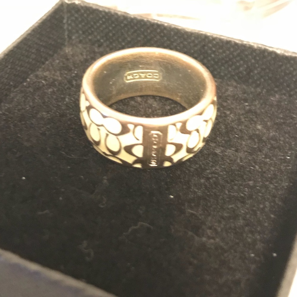 Coach ring, (size 6-guesstimate)